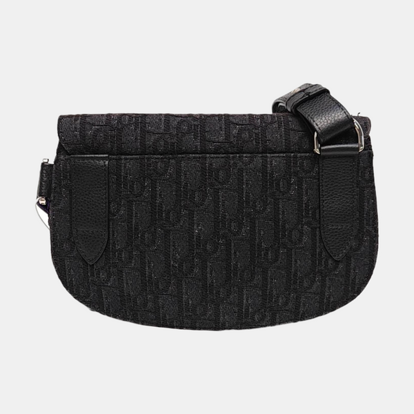 Saddle Medium Oblique Canvas Black
