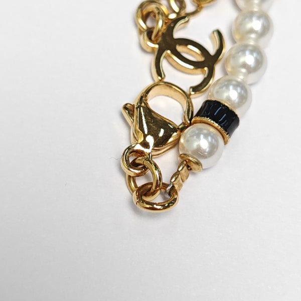 Faux Pearl White Bracelet