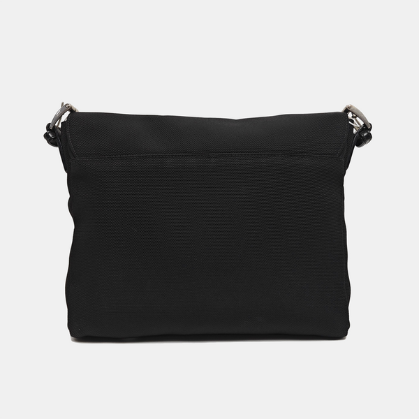 Authenticated pre-owned Messenger Fabric Black - Shoulder Bag at Looply