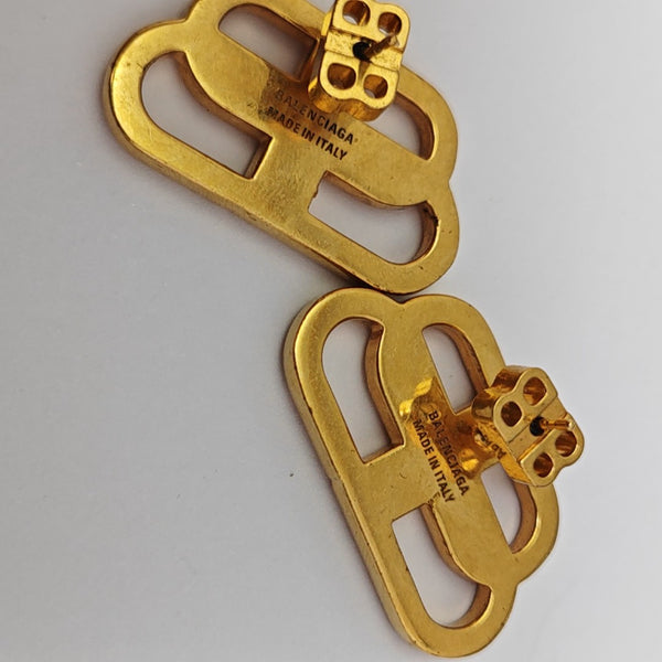 Metal Gold Stud Earrings