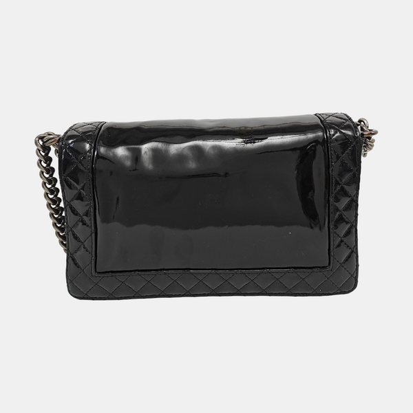 BOY CHANEL Large Quilted Patent Leather Black