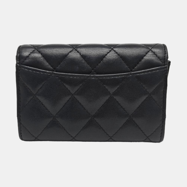 CLASSIC FLAP Quilted Lambskin Black Card Holder