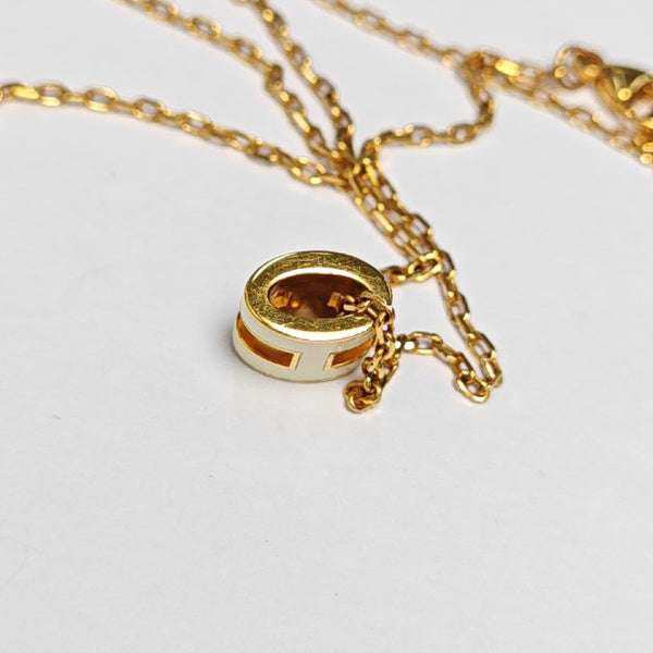 Pop H Metal Gold Necklace