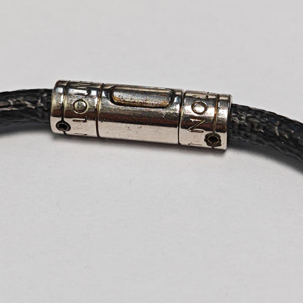 KEEP IT Metal Black Bangle