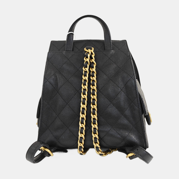 CHANEL 25 Medium Quilted Grained Calfskin Black