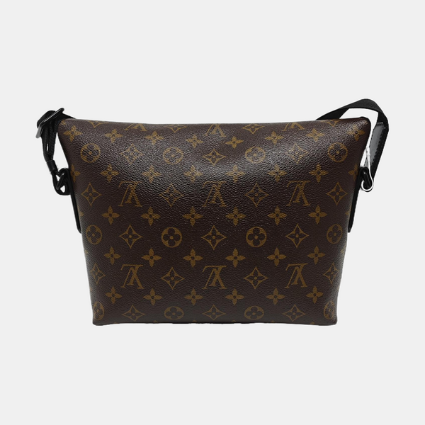 MAGNETIC Monogram Coated Canvas Brown