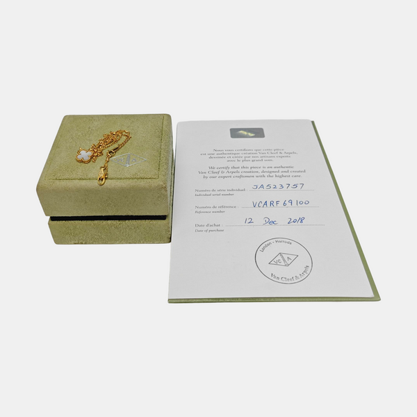 Sweet Alhambra 18k Gold Necklace
