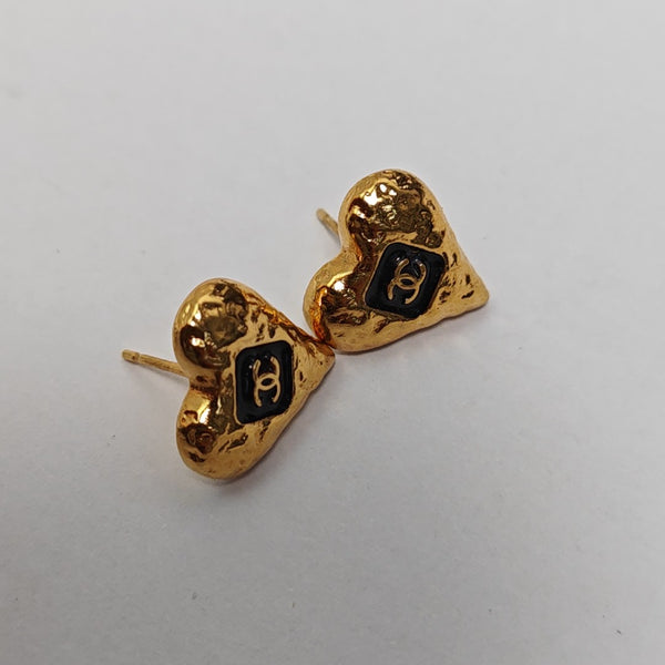 Pendientes de metal dorado