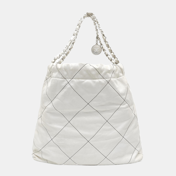 CHANEL 22 Medium Quilted Calfskin White