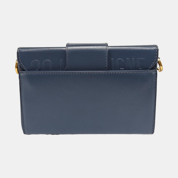 Authenticated pre-owned 30 Montaigne Calfskin Blue - Shoulder Bag at Looply