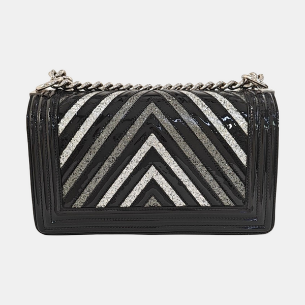 BOY CHANEL Medium Chevron Patent Leather Black
