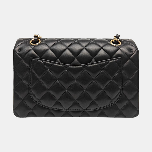 CLASSIC FLAP Small Quilted Lambskin Black