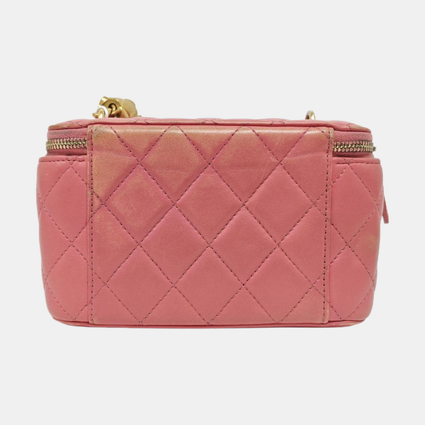 VANITY CASE Small Quilted Lambskin Pink