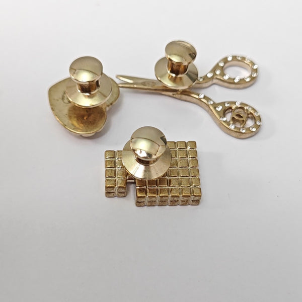 Metal Gold Brooch