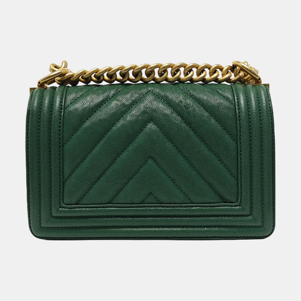 Authenticated pre-owned BOY CHANEL Small Quilted Grained Calfskin Green - Shoulder Bag at Looply