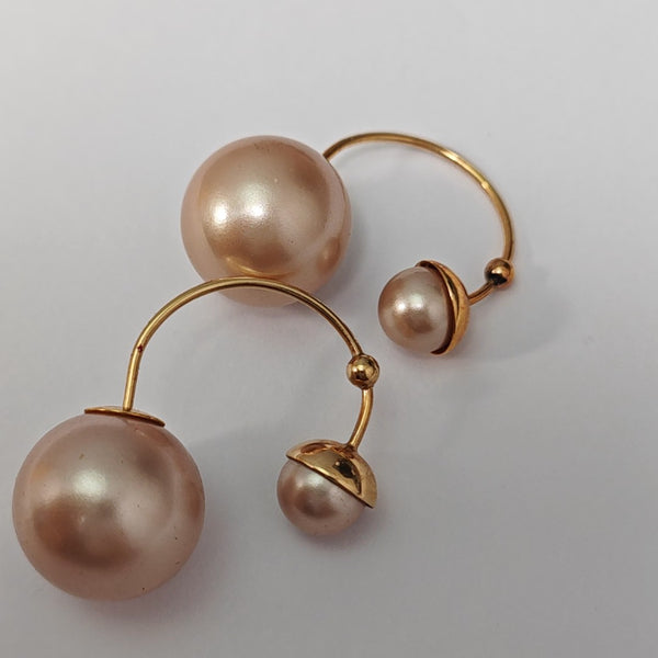 Ultradior Metal Beige Stud Earrings