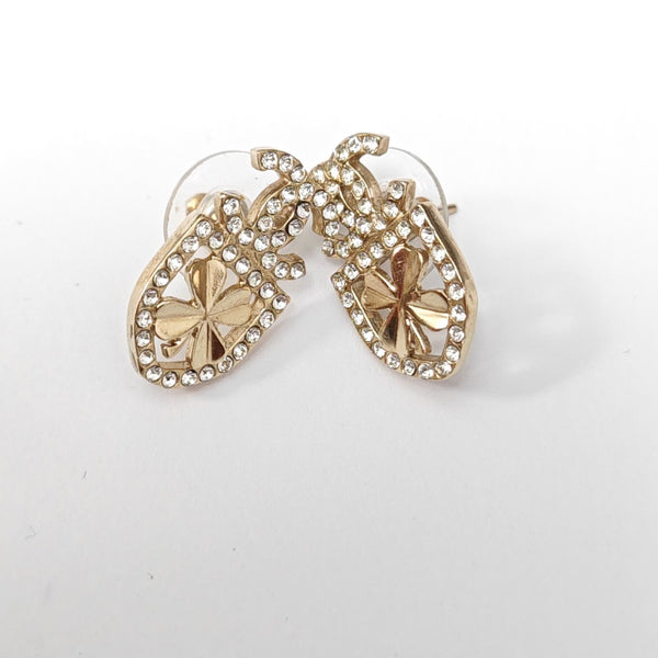 Metal Gold Stud Earrings