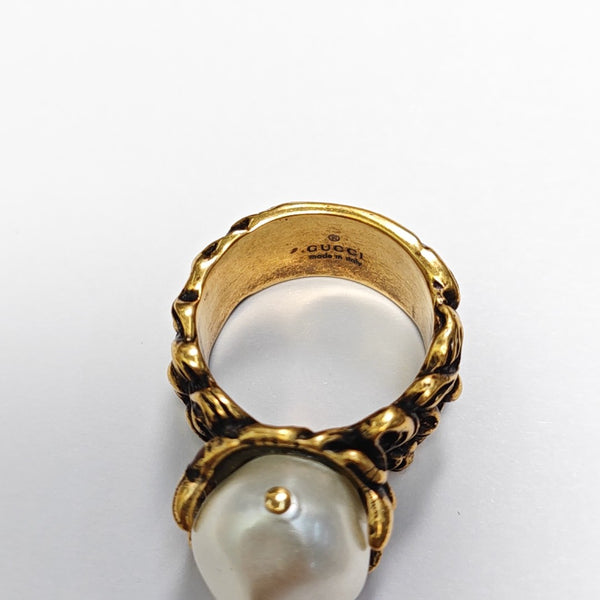 Metal Gold Ring HK 19