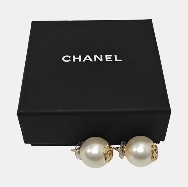 Metal White Stud Earrings