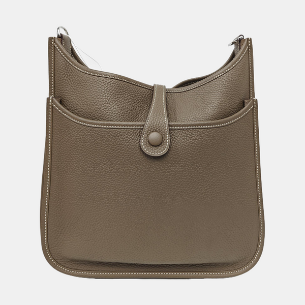 Evelyne 29 Clemence Gray
