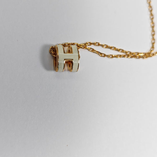 Pop H Metal Gold Necklace