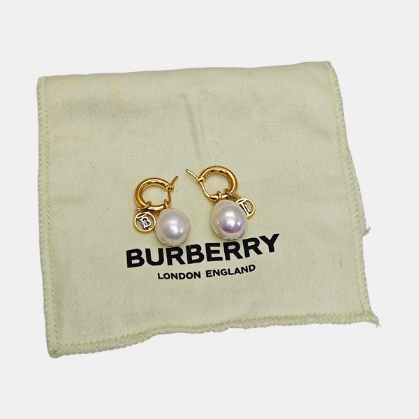 Metal Gold Stud Earrings