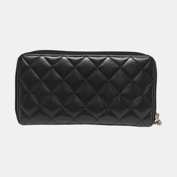 Authenticated pre-owned CAMBON Quilted Calfskin Black - Clutch at Looply