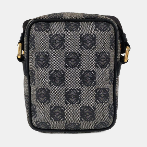 Monogram Canvas Gray