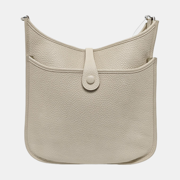 Evelyne 29 Clemence White