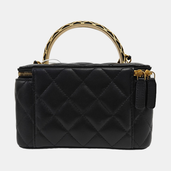 VANITY CASE Small Quilted Lambskin Black