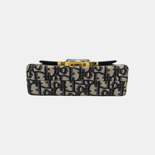 30 Montaigne Oblique Canvas Blue