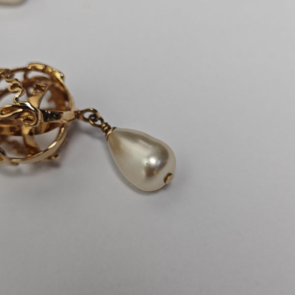 Metal Gold Stud Earrings