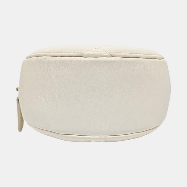 Authenticated pre-owned CHANEL 19 Quilted Lambskin White - Shoulder Bag at Looply