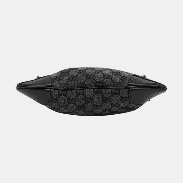 Monogram Canvas Black