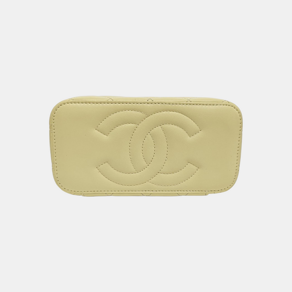 VANITY CASE Small Quilted Calfskin Yellow