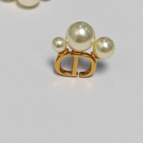 Petit CD Metal Gold Stud Earrings