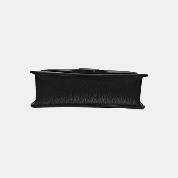 30 Montaigne Medium Calfskin Black