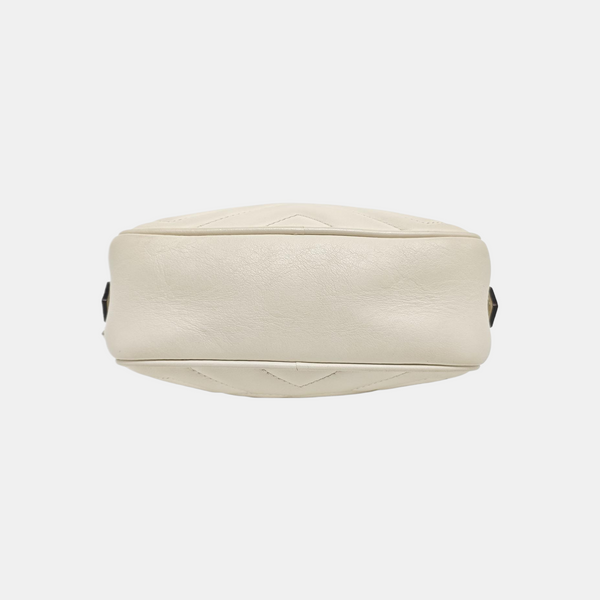Authenticated pre-owned GG Marmont Mini Quilted Calfskin White - Crossbody Bag at Looply