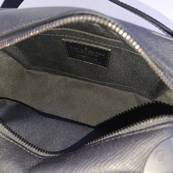 SOFT TRUNK Mini Calfskin Black