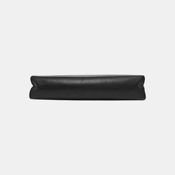 Pochette Voyag MM Calfskin Black