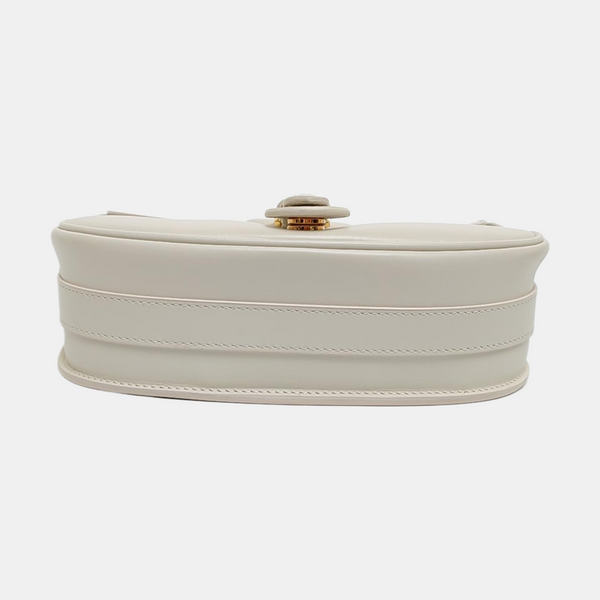 Authenticated pre-owned Bobby Medium Calfskin White - Shoulder Bag at Looply