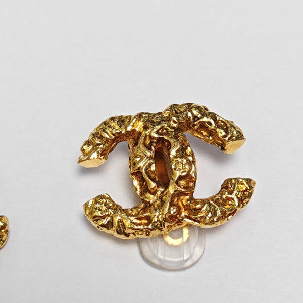 Metal Gold Clip On Earrings