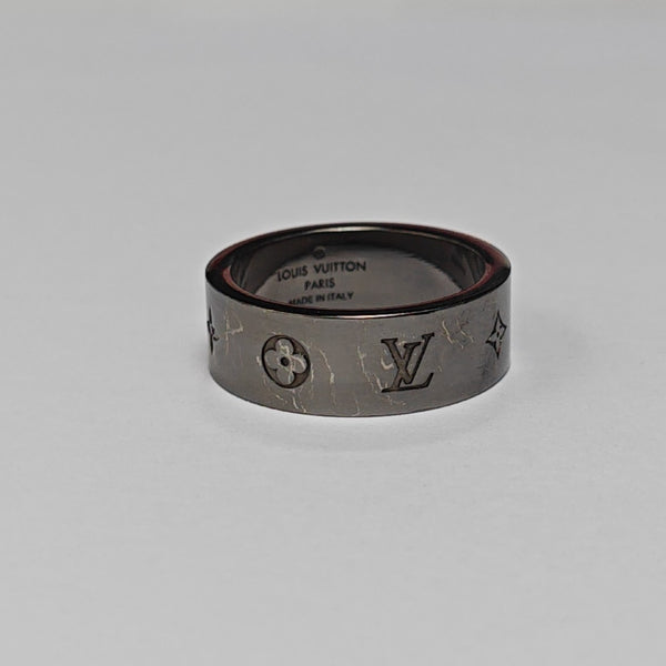 Metal Black Ring EU 62