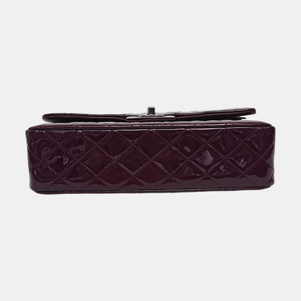 Authenticated pre-owned CLASSIC FLAP Medium Patent Calfskin Purple - Shoulder Bag at Looply