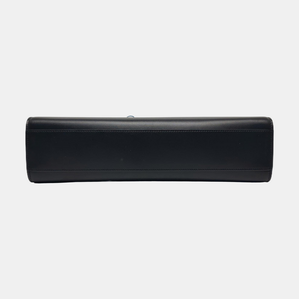 MANHATTAN Medium Calfskin Black