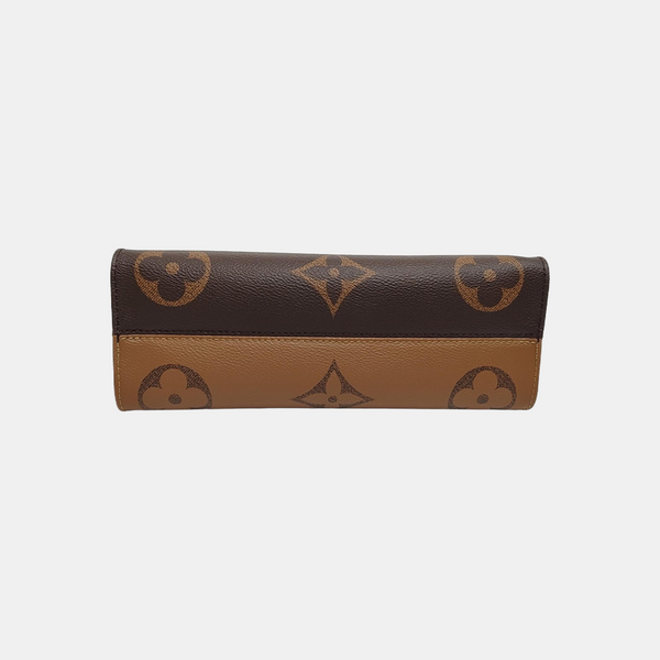 ONTHEGO EAST WEST Chain Monogram Coated Canvas Brown
