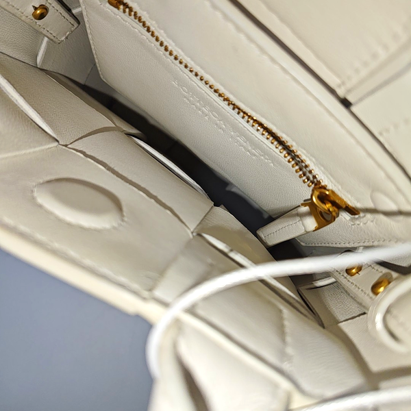 Cassette Mini Calfskin White