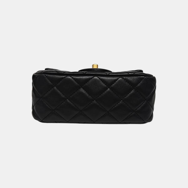 CLASSIC FLAP Mini Quilted Lambskin Black