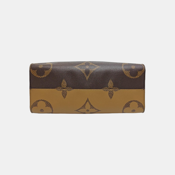 Authenticated pre-owned ONTHEGO MM Monogram Coated Canvas Brown - Tote Bag at Looply