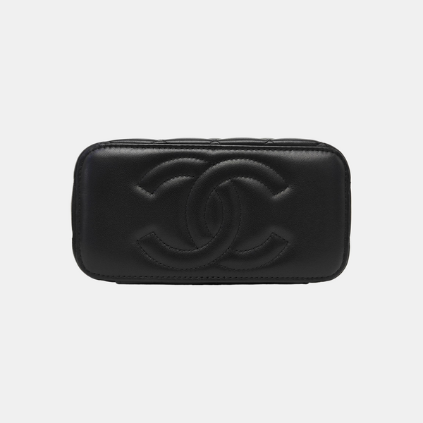 VANITY CASE Medium Quilted Lambskin Black